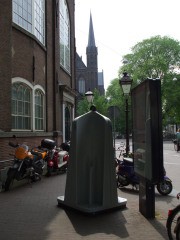 amsterdam-street-dscf3951-tn[1].jpg