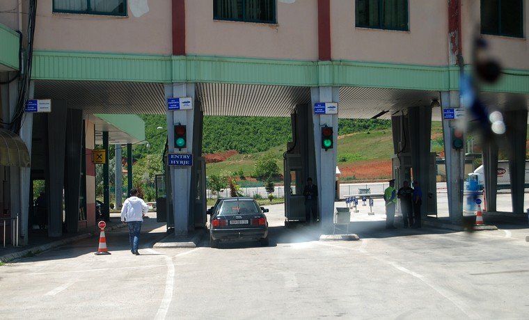 Arnavutluk sÃƒÂƒÃ‚Â„ÃƒÂ‚Ã‚Â±nÃƒÂƒÃ‚Â„ÃƒÂ‚Ã‚Â±r kapÃƒÂƒÃ‚Â„ÃƒÂ‚Ã‚Â±sÃƒÂƒÃ‚Â„ÃƒÂ‚Ã‚Â±.JPG