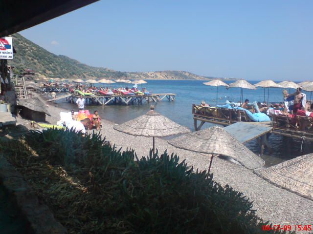 Assos sahilleri.jpg