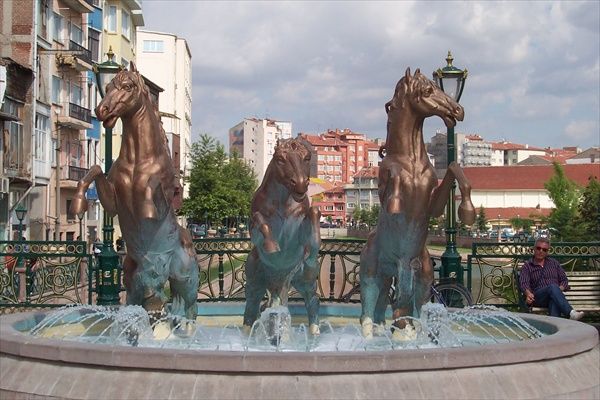 atlar.jpg