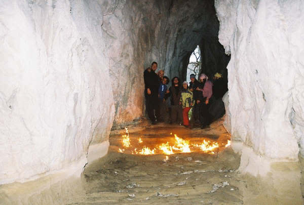 ayvaini24.jpg