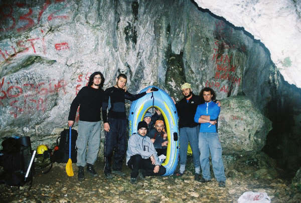 ayvaini26.jpg