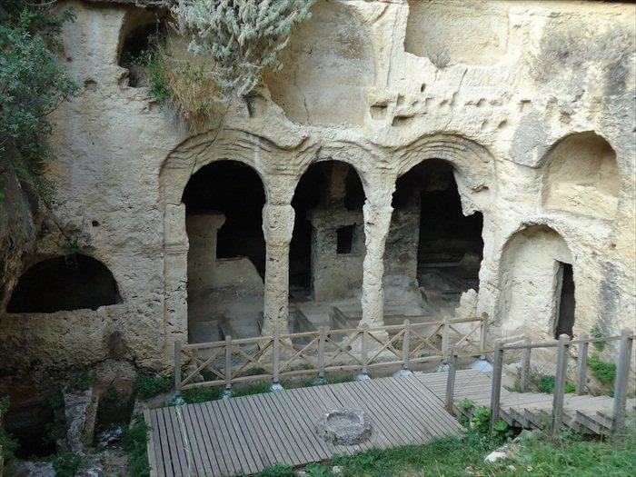 BeÃƒÂƒÃ‚Â…ÃƒÂ‚Ã‚ÂŸikli kilise.jpg
