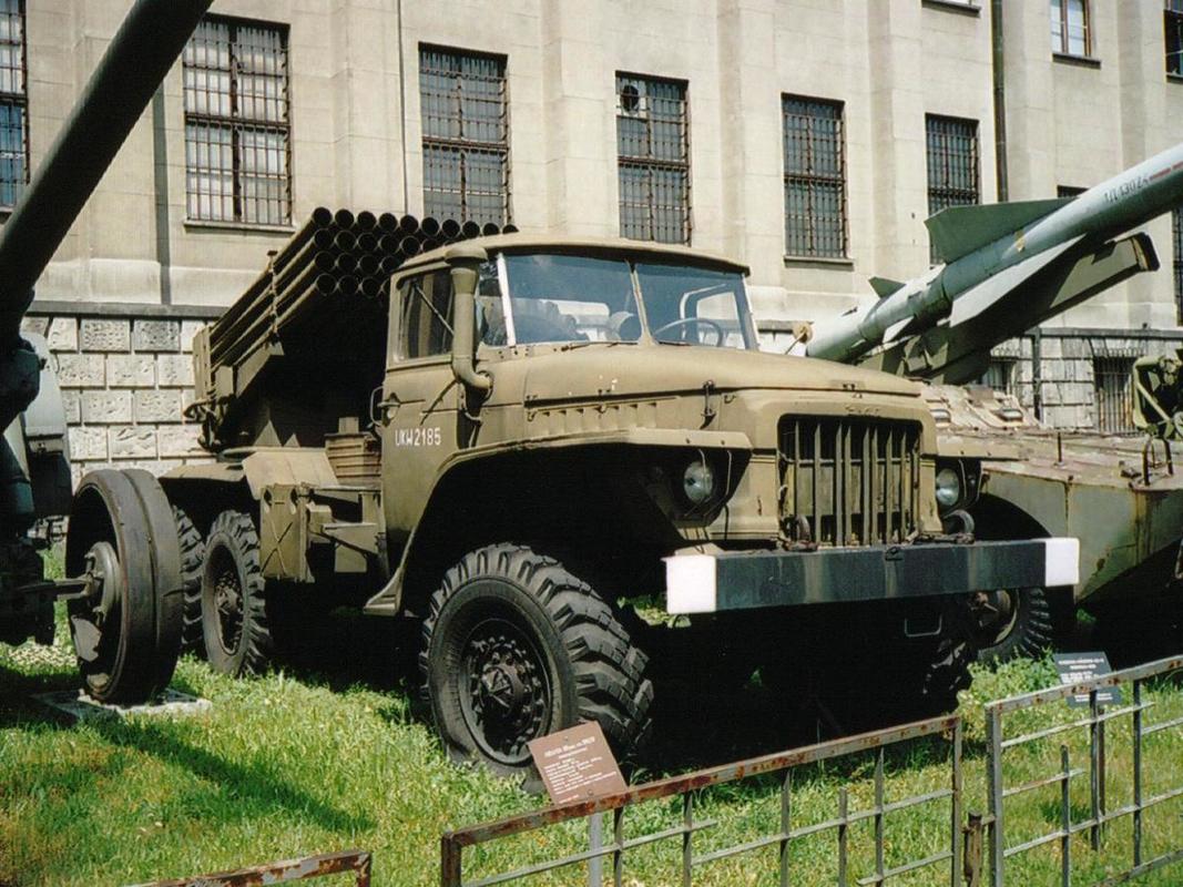 BM-21%20(W).jpg