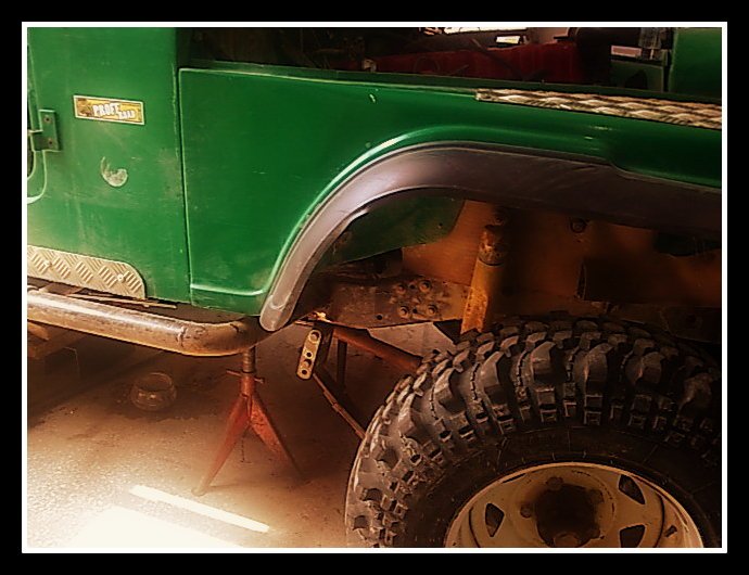 cjnin makas kupesinin arkayaalinisi.jpg