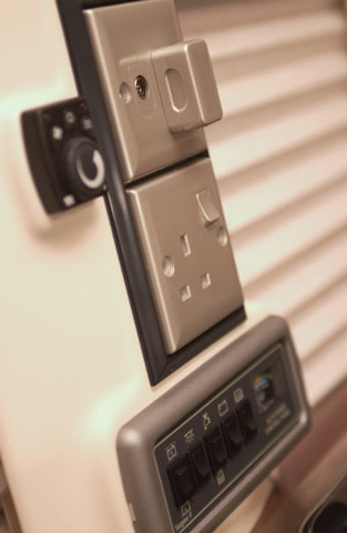 controlPanel313x480.jpg