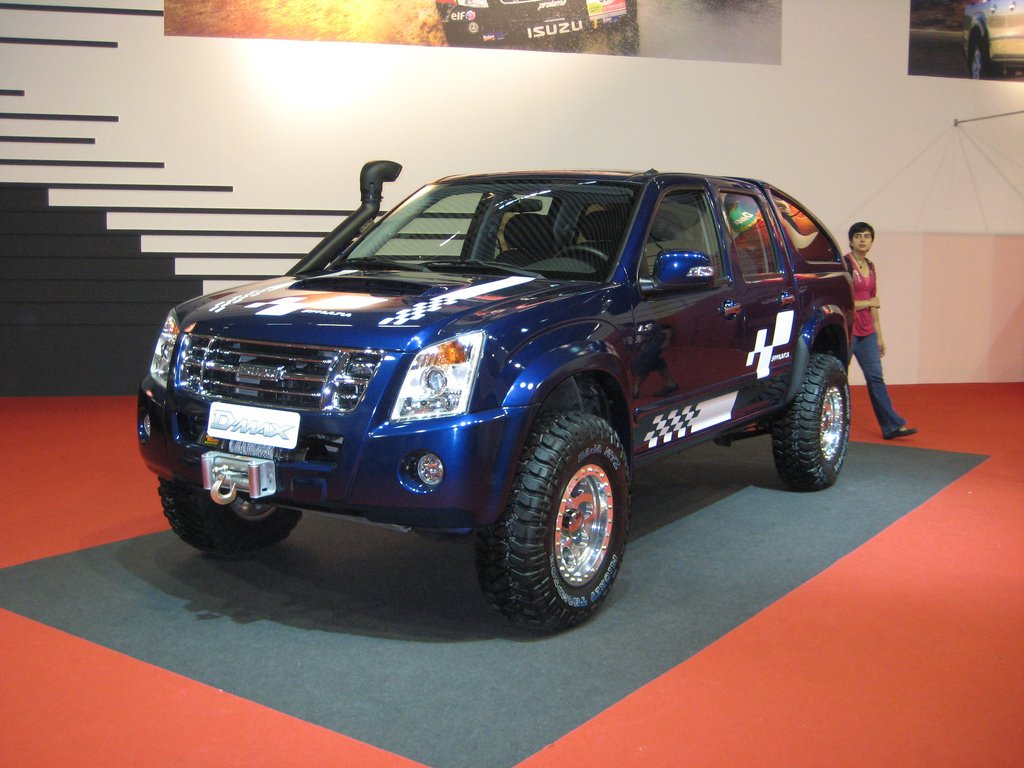 D-Max 10.jpg
