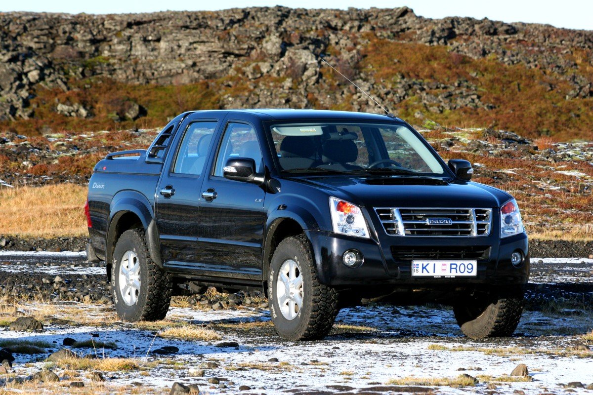 D-Max 4.jpg