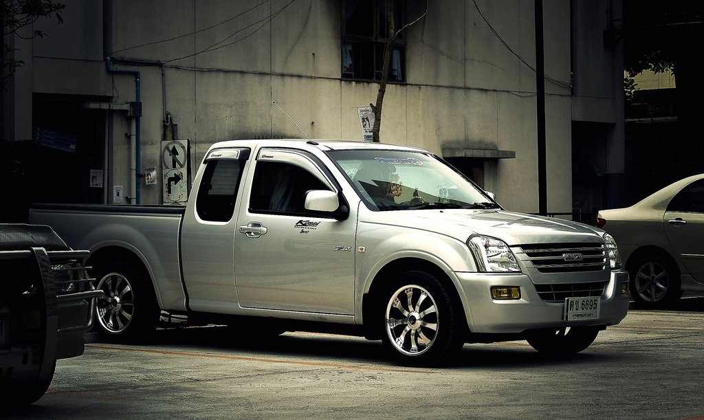 D-Max 7.jpg