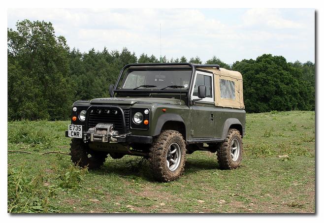 defender 90 192.JPG