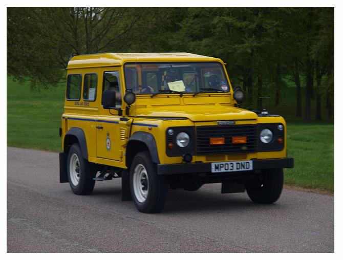 defender 90 311.JPG