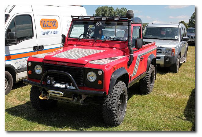 defender 90 323.JPG