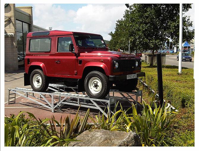 defender 90 329.JPG