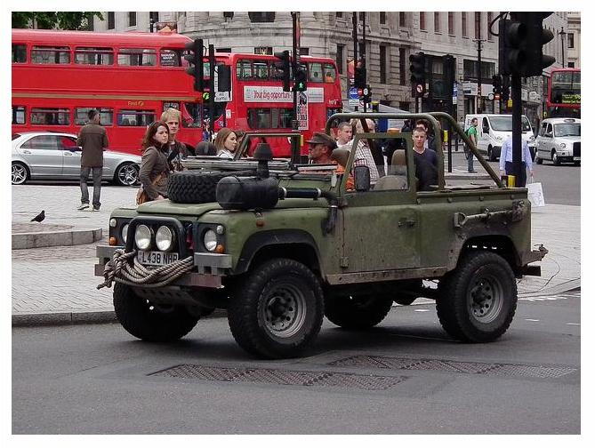 defender 90 330.JPG