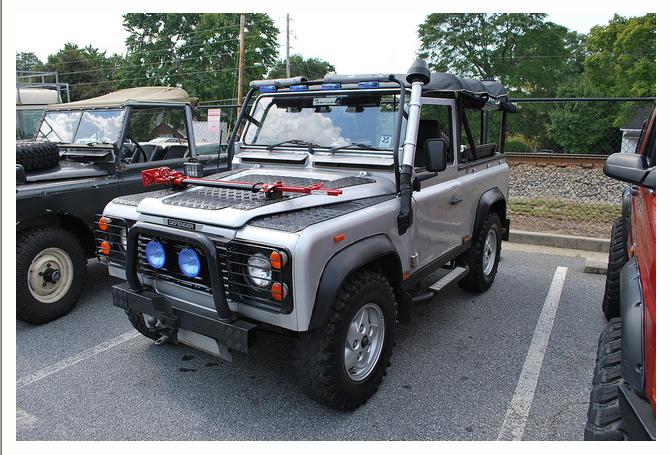 defender 90 335.JPG