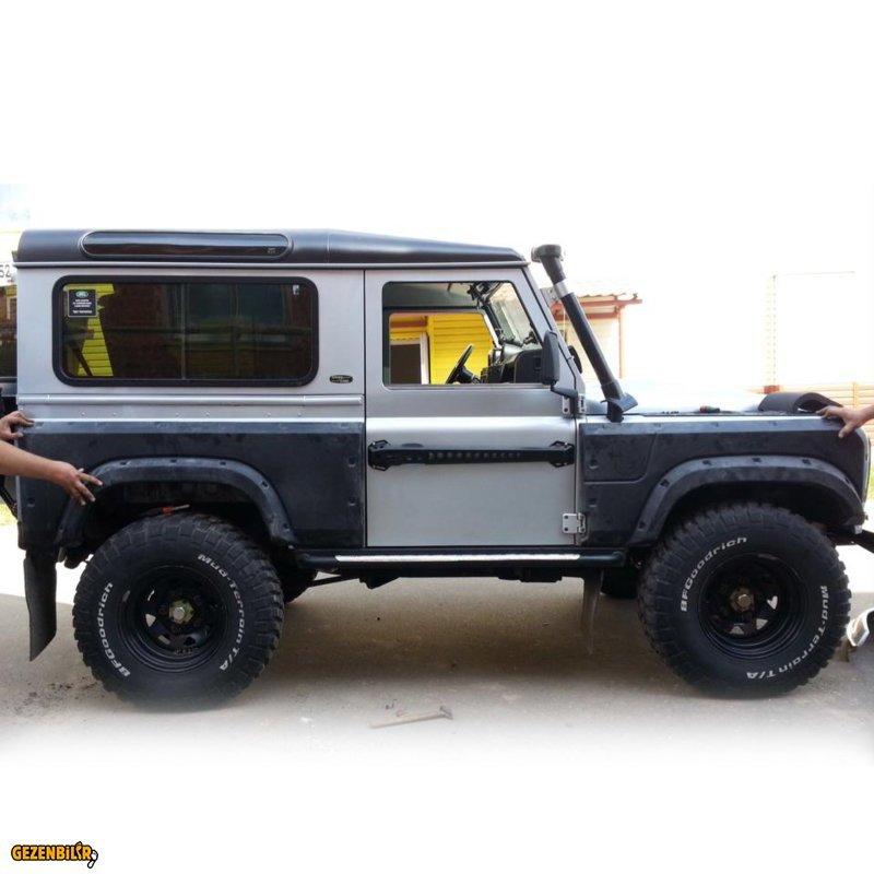defender-body-kit.jpg