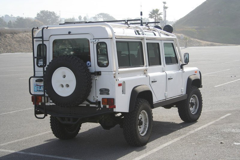 defender01.jpg
