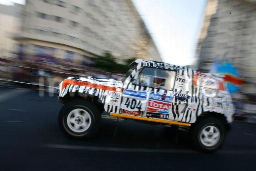 Defender dakar06