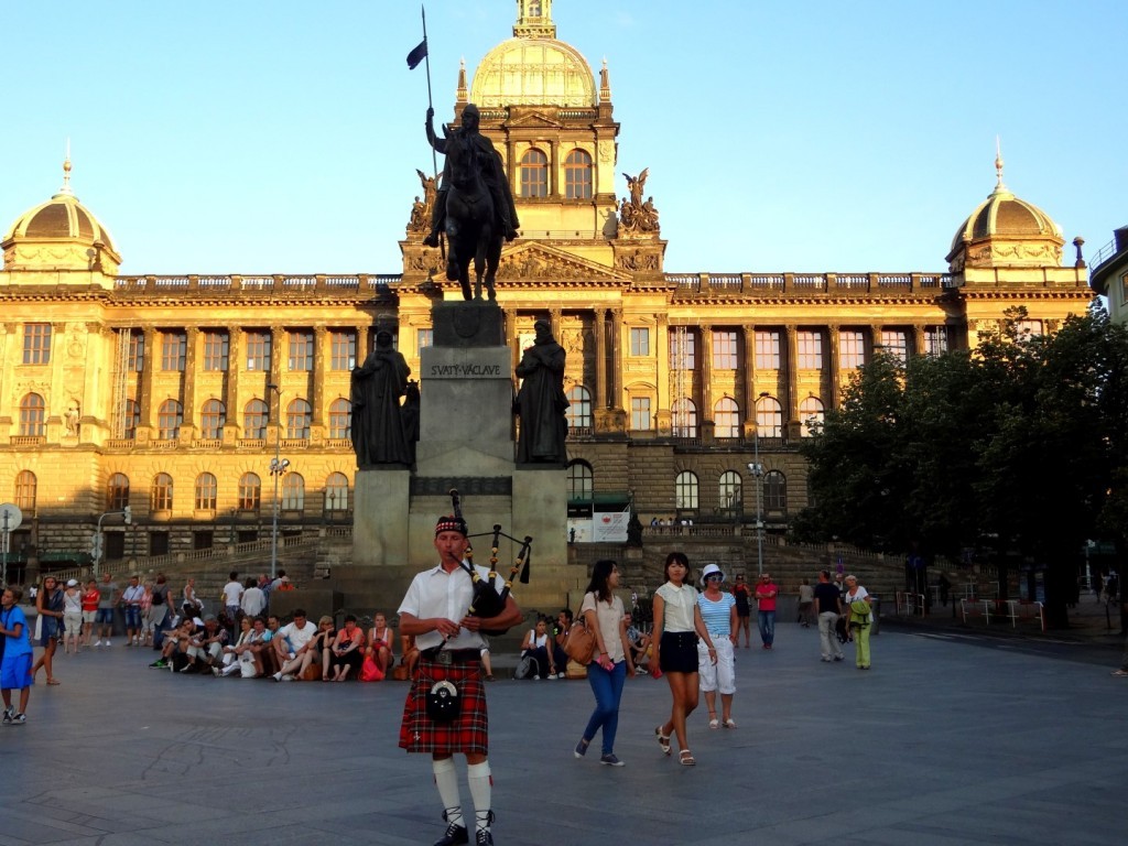 DSC02418 (Large).JPG