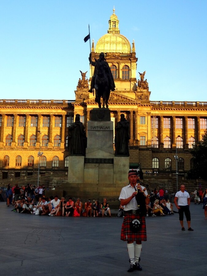 DSC02420 (Large).JPG
