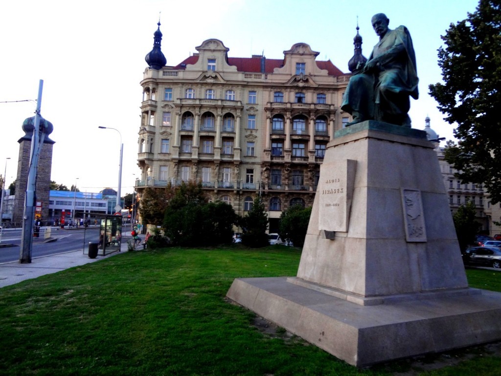 DSC02450 (Large).JPG