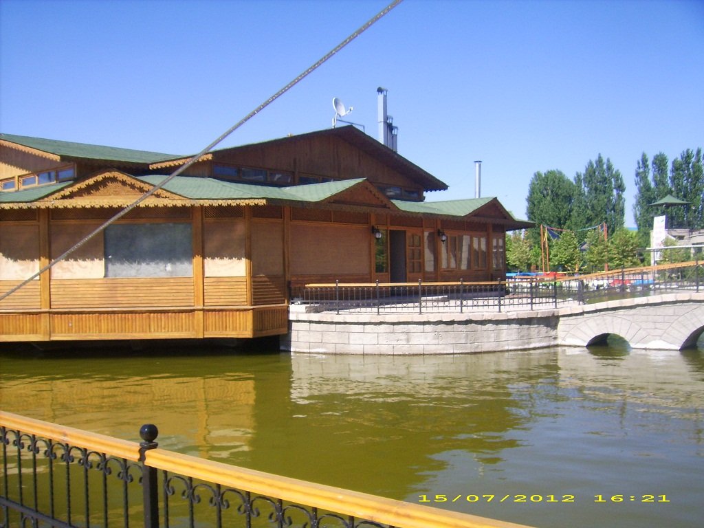 DSCI1590.JPG