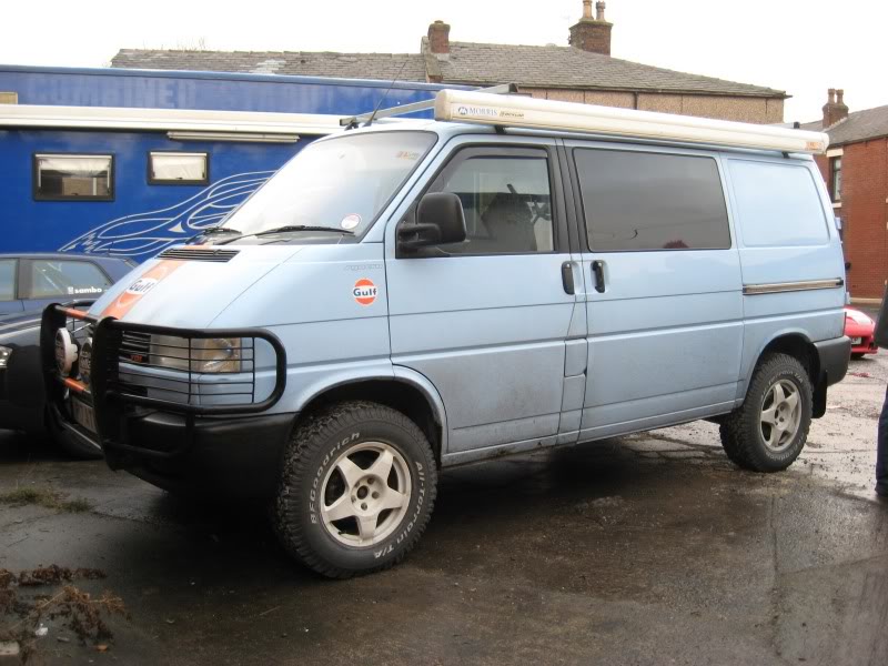f9793243.jpg