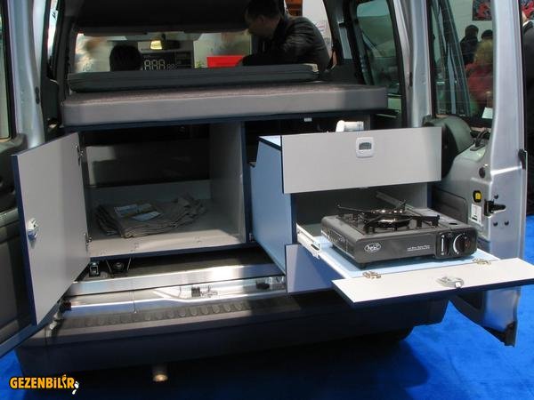 ford-tourneo-connect-4.jpg