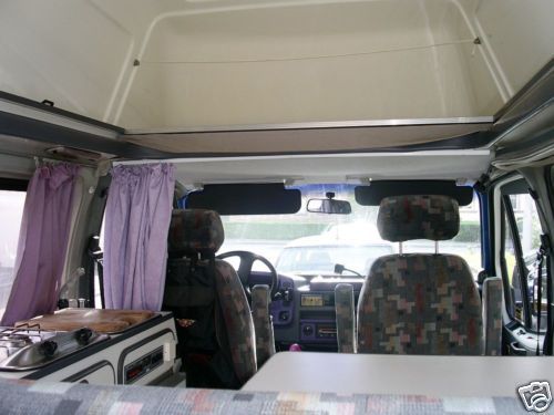 Ford Transit-ön.jpg
