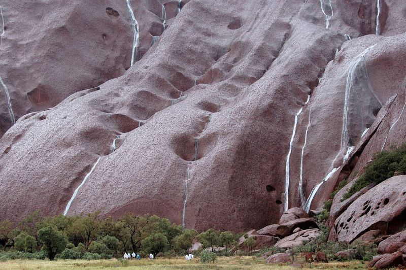 G 00069 Uluru_Ayers_Rock_Australia_5.jpg