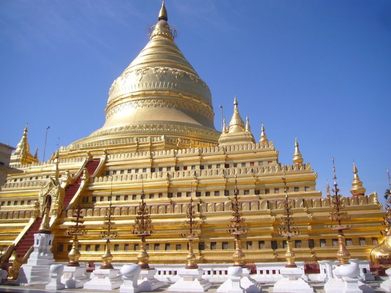 G 00098 Shwedagon Pagoda  Myanmar - Burma.jpg