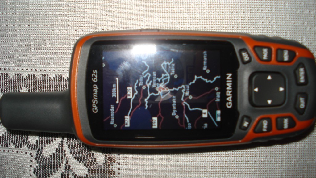garmin gps 2.JPG