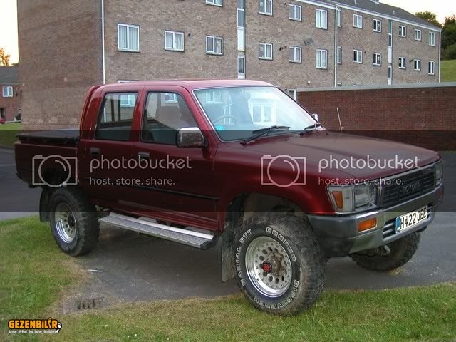 hilux_1_sized.jpg