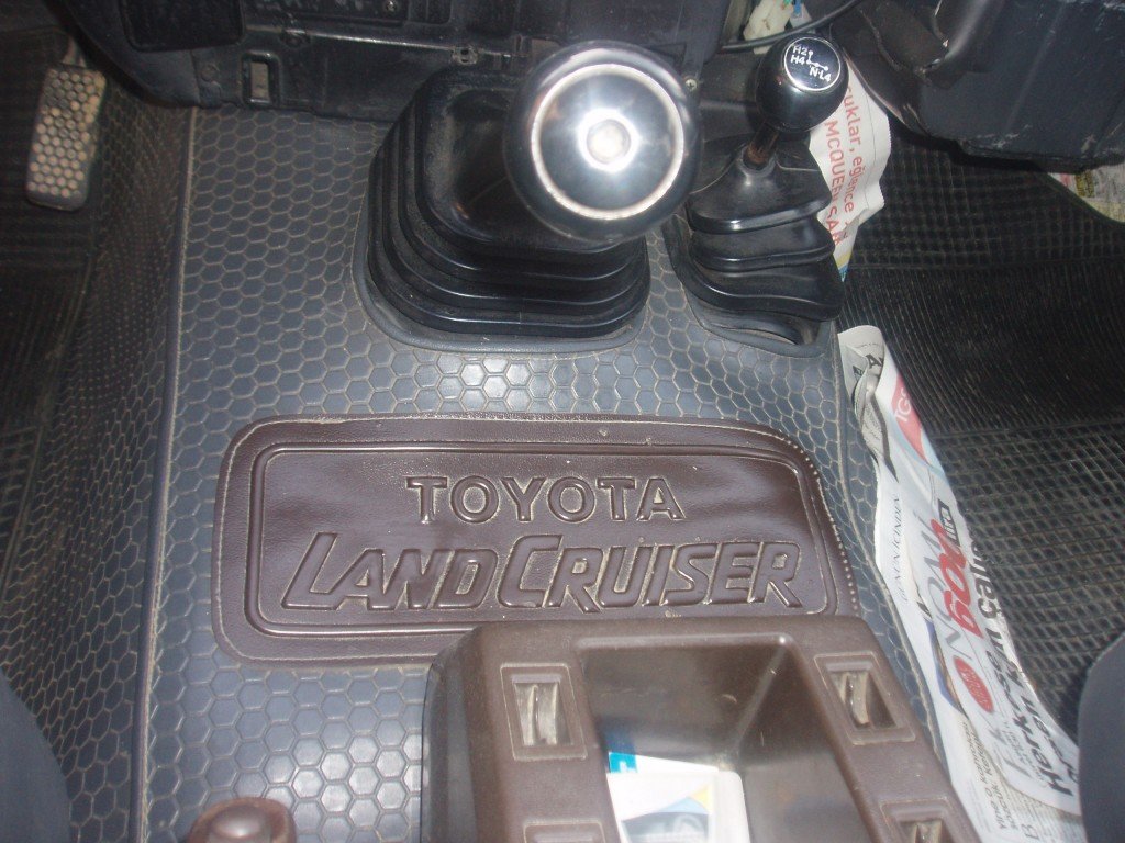 HJ60 027.jpg