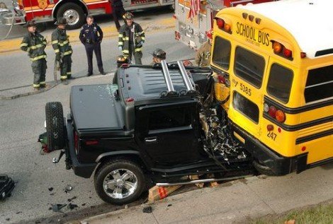 Hummer_H2_crash_470[1].jpg