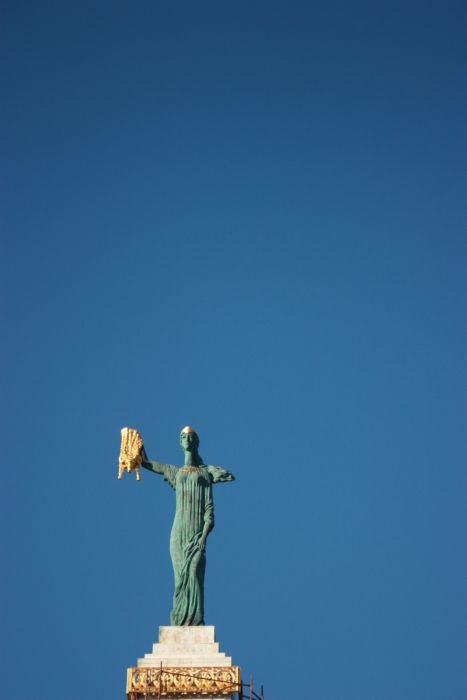 IMG_1072b.jpg