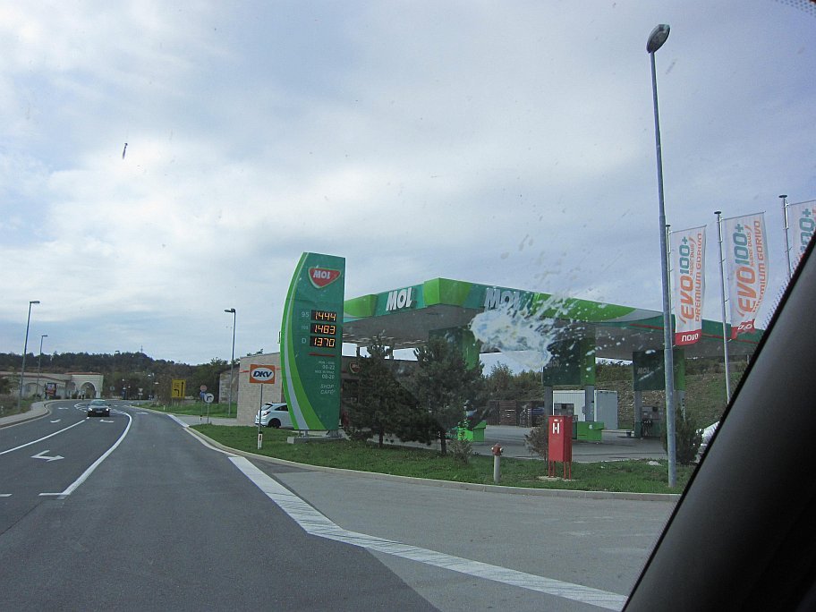 IMG_8533.jpg