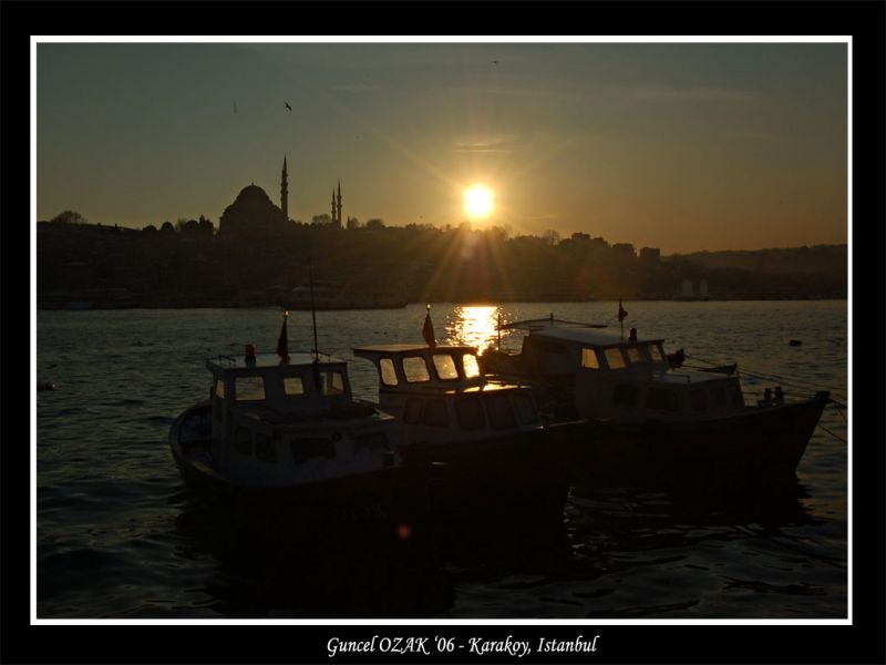 istanbul ve sandallar.jpg