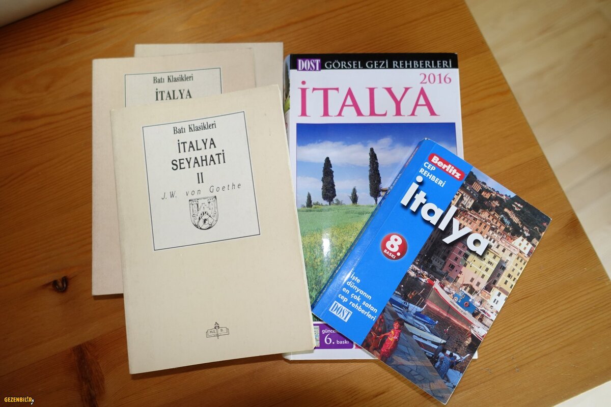 Italya kitaplari