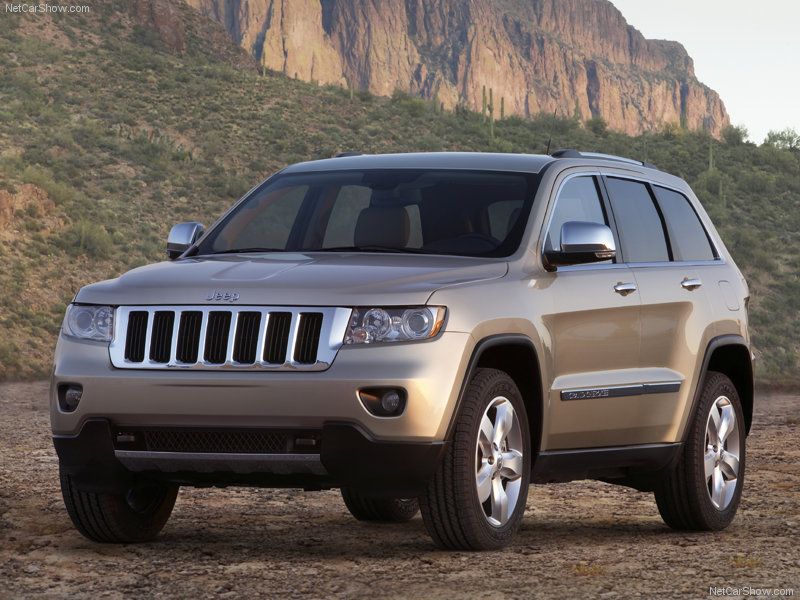 Jeep Grand Cherokee 2011 800x600 wallpaper 01