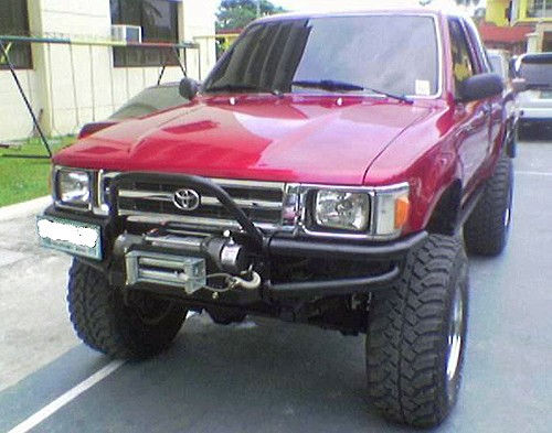 Jericho_Phi_93ToyHilux_2RR.jpg