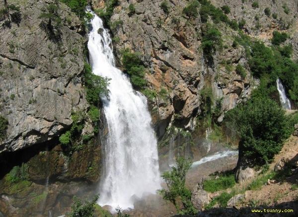 kapuzbasi-selaleleri-3[1].jpg