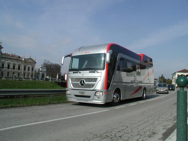 karavan (1).jpg