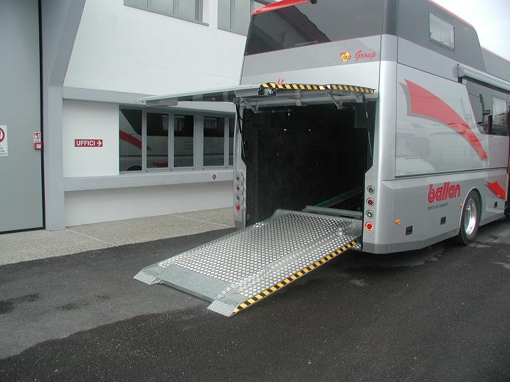 karavan (2).jpg