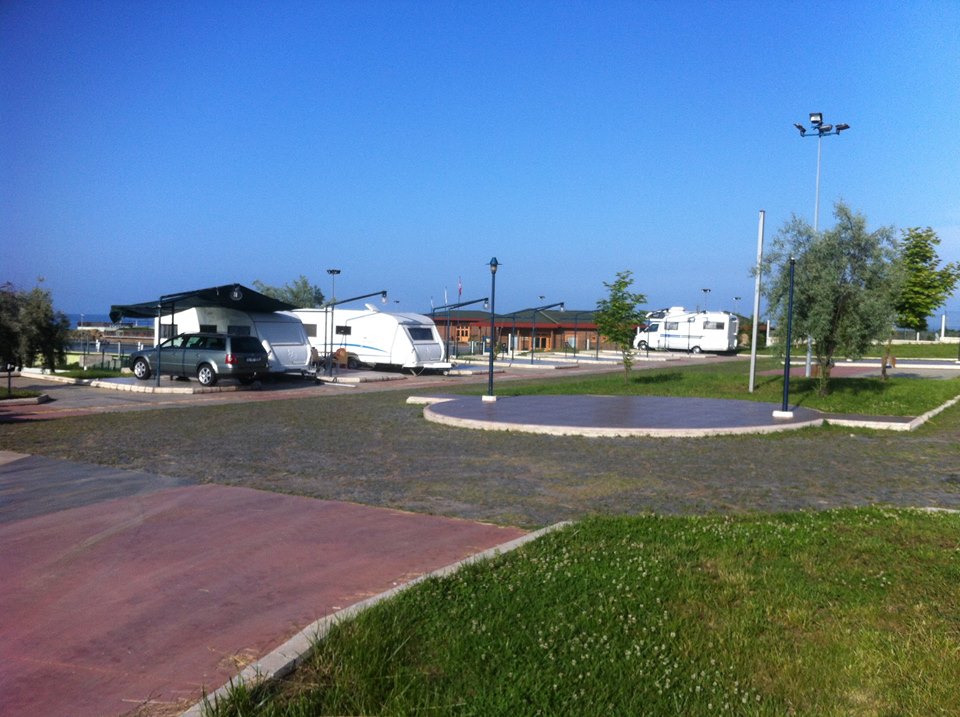 karavan1.jpg