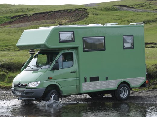 karavan1.jpg