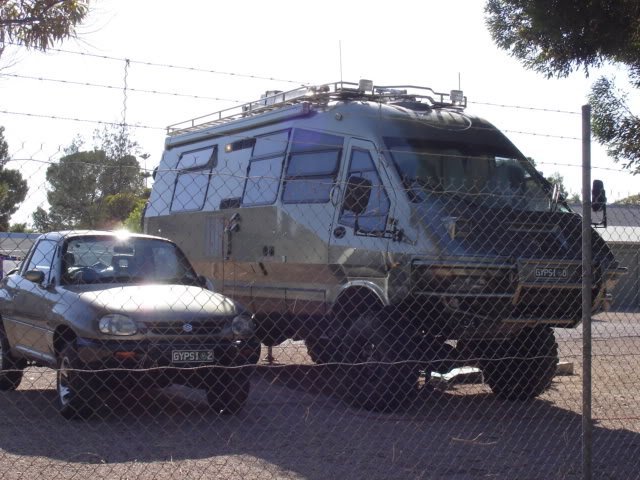 karavan28.jpg