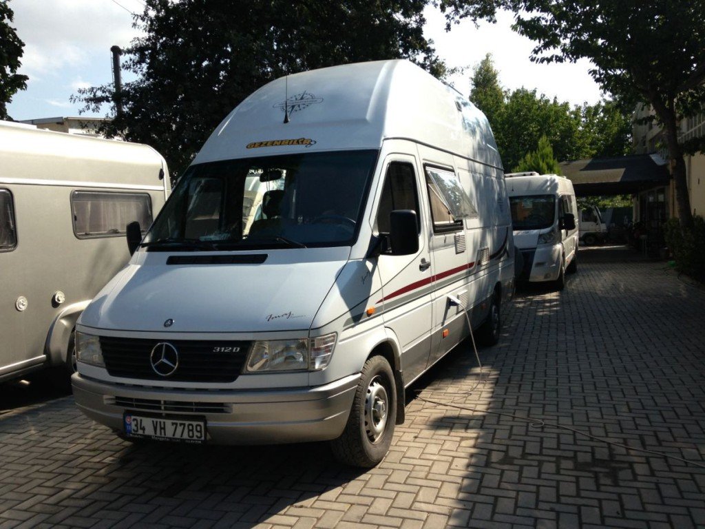 karavan_01.jpg