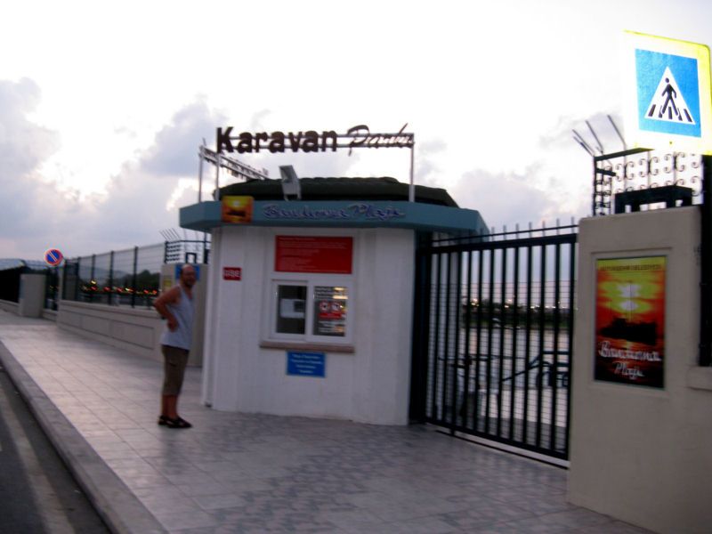 KaravanPark2.jpg