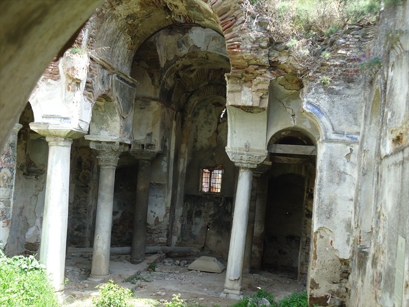 kilise1.jpg